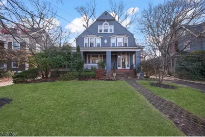 19 Berkeley Pl, Cranford Township, NJ 07016 - Photo 1