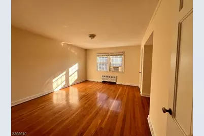 15 Norwood Ave #B2, Summit, NJ 07901 - Photo 9