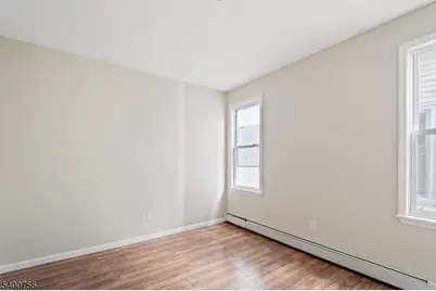 874 S 16th St, Newark, NJ 07108 - Photo 25