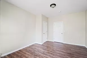 874 S 16th St, Newark, NJ 07108 - Photo 7