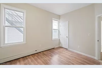 874 S 16th St, Newark, NJ 07108 - Photo 21