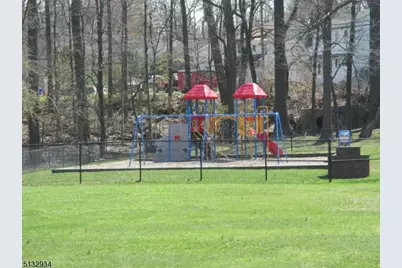 181 Long Hill Rd.  10- #8, Little Falls Township, NJ 07424 - Photo 13