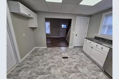 56 Broad St, Washington Boro, NJ 07882 - Photo 5