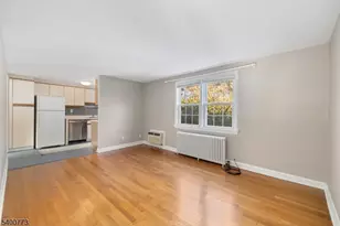 506 Lincoln Park, Cranford Township, NJ 07016 - Photo 9