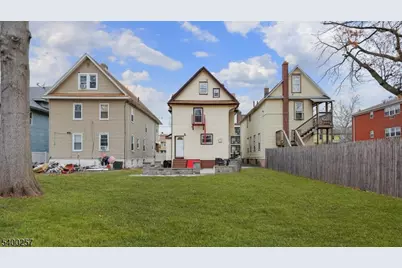 157 W 2nd Ave, Roselle, NJ 07203 - Photo 19