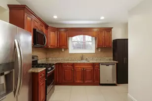 157 W 2nd Ave, Roselle, NJ 07203 - Photo 9