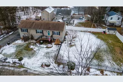 19 Ivy Pl, West Milford, NJ 07480 - Photo 1