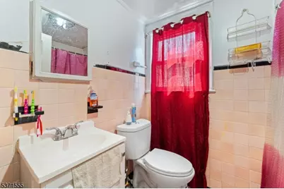 68 Welton St, New Brunswick, NJ 08901 - Photo 13