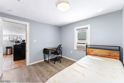 68 Welton St, New Brunswick, NJ 08901 - Photo 3