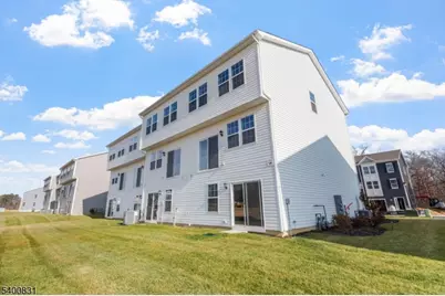 175 Mantoloking Dr, Jackson, NJ 08527 - Photo 23