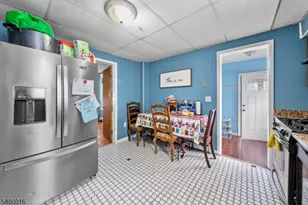 11 Hazel St, Morristown, NJ 07960 - Photo 5