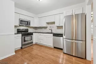 26 Sunrise Dr, Long Hill Township, NJ 07933 - Photo 11