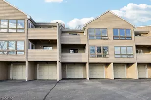 26 Sunrise Dr, Long Hill Township, NJ 07933 - Photo 25