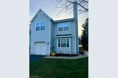 14 Willow Ci, Hamburg, NJ 07419 - Photo 1