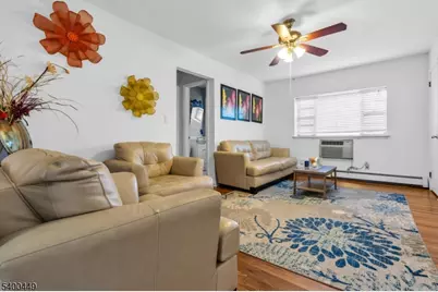 640 Franklin Ave #2R, Nutley, NJ 07110 - Photo 3