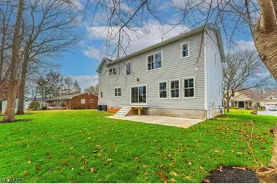 27 Stemmer Dr, Clark Township, NJ 07066 - Photo 25