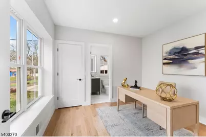 27 Stemmer Dr, Clark Township, NJ 07066 - Photo 9