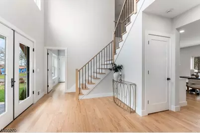 27 Stemmer Dr, Clark Township, NJ 07066 - Photo 3