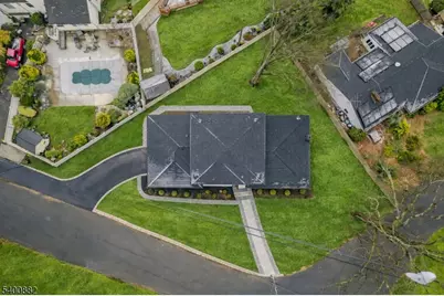 860 Lakeside Dr, Rahway, NJ 07065 - Photo 29