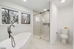 860 Lakeside Dr, Rahway, NJ 07065 - Photo 17