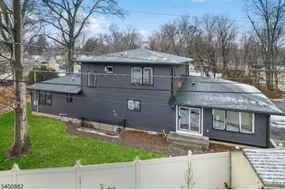 860 Lakeside Dr, Rahway, NJ 07065 - Photo 27