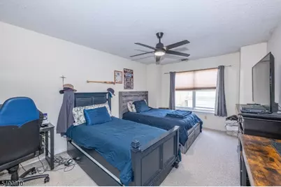 8605 Brittany Dr, Wayne, NJ 07470 - Photo 17