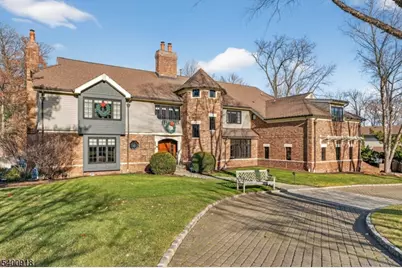 54 Hamilton Dr East, North Caldwell, NJ 07006 - Photo 3