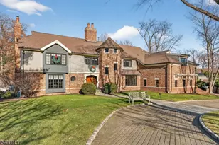 54 Hamilton Dr E, North Caldwell, NJ 07006 - Photo 3