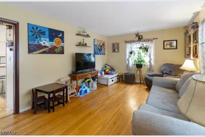 175 Highland Lakes Rd, Vernon, NJ 07422 - Photo 9