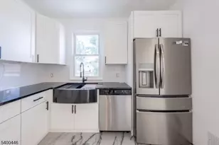 32 Palm St, Newark, NJ 07106 - Photo 11