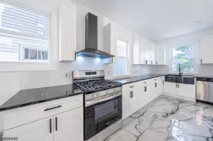 32 Palm St, Newark, NJ 07106 - Photo 9