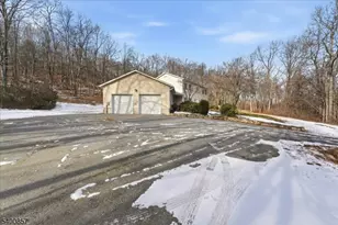 611 Snake Den Rd, West Milford, NJ 07480 - Photo 43