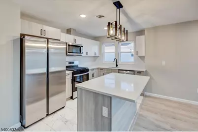 1081 18th Ave, Newark, NJ 07106 - Photo 17