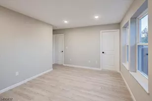 1081 18th Ave, Newark, NJ 07106 - Photo 25