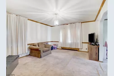 103 Mount Vernon Pl, Newark, NJ 07106 - Photo 5