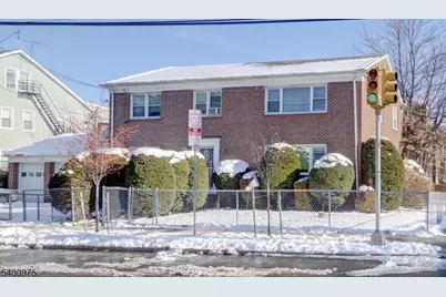 103 Mount Vernon Pl, Newark, NJ 07106 - Photo 1