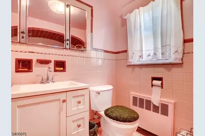 103 Mount Vernon Pl, Newark, NJ 07106 - Photo 11