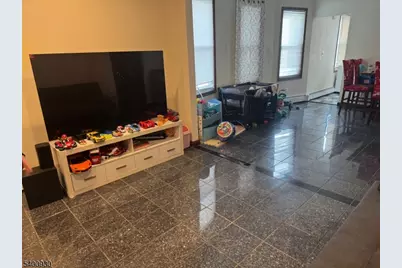 25 Burgess Pl, Passaic, NJ 07055 - Photo 19