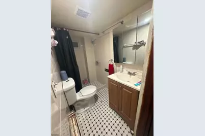 25 Burgess Pl, Passaic, NJ 07055 - Photo 31