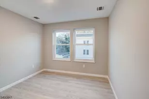 581 Bergen St, Newark, NJ 07108 - Photo 21