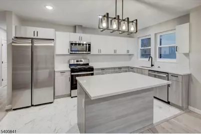 581 Bergen St, Newark, NJ 07108 - Photo 7