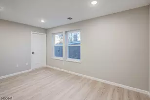 581 Bergen St, Newark, NJ 07108 - Photo 25