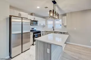 581 Bergen St, Newark, NJ 07108 - Photo 17