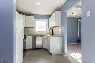 1 Pine Ct, Little Falls Township, NJ 07424 - Photo 7