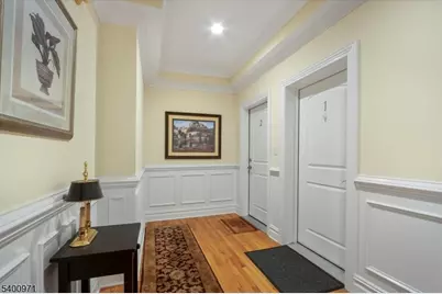 60 Chestnut St #2, Morristown, NJ 07960 - Photo 29