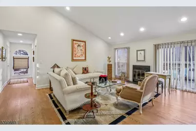 254 Crescenzi Ct #254, West Orange Township, NJ 07052 - Photo 3