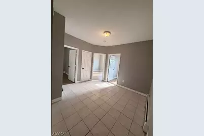 266 1st St #3, Elizabeth, NJ 07206 - Photo 5