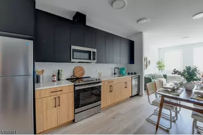 39 Madison, Newark, NJ 07105 - Photo 15