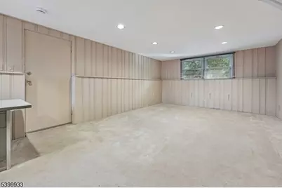 35 S Derby Rd, Springfield, NJ 07081 - Photo 27