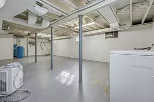 35 S Derby Rd, Springfield, NJ 07081 - Photo 29